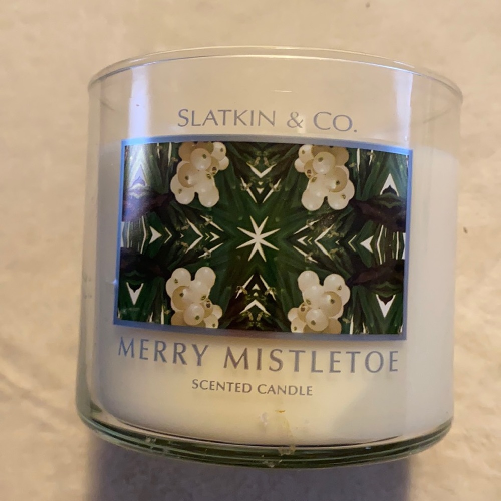Slalom & Co. scented candle.
